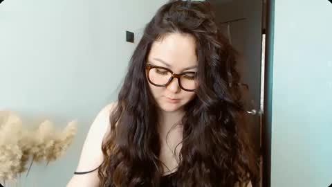 Snapshot of dalidayes chatting on 03.07.26 Dali online show from 03.07.26