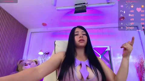 Snapshot of daliia_ chatting on 02.04.25 Daliia online show from 02.04.25