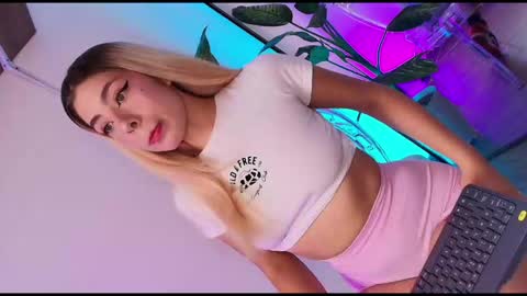 Dalila online show from 11.05.25