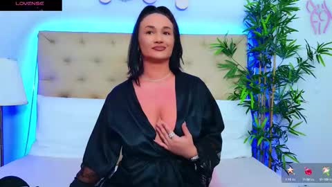 daliyaa_ online show from 09.17.25