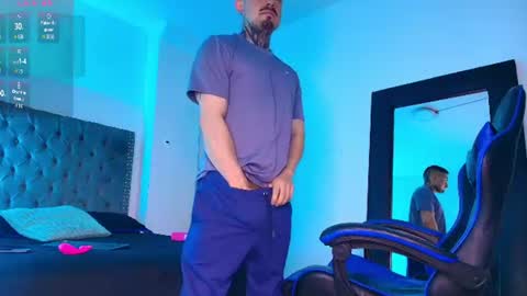 Dallas whitee online show from 07.15.26