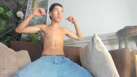 Snapshot of dallen_grant chatting on 10.28.25 Dallen Grant online show from 10.28.25