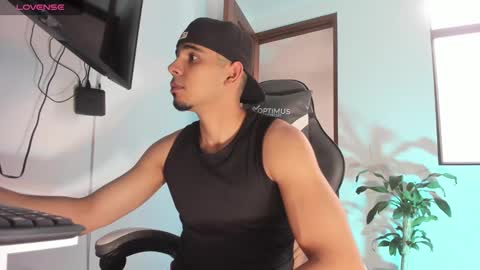 Snapshot of dalton111_ chatting on 03.08.25 Dalton online show from 03.08.25