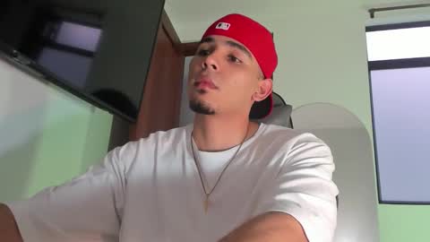 Snapshot of dalton111_ chatting on 11.08.25 Dalton online show from 11.08.25