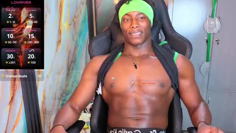 Snapshot of dalton_asher chatting on 03.25.26 dalton_asher online show from 03.25.26