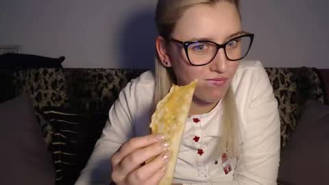 Maria online show from 02.04.25