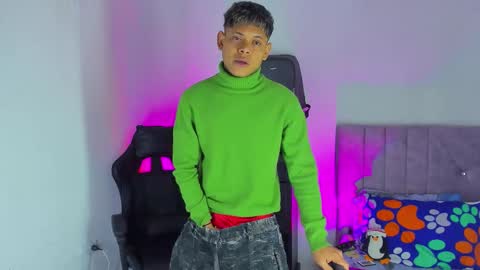 Snapshot of damar_felipe chatting on 03.10.26 damar_felipe online show from 03.10.26