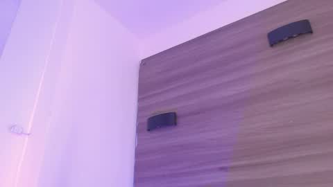         online show from 03.08.26