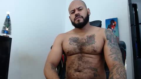 Snapshot of damian64436171 chatting on 11.27.25 damian64436171 online show from 11.27.25