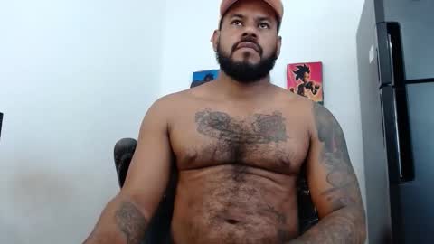 Snapshot of damian64436171 chatting on 02.16.26 damian64436171 online show from 02.16.26