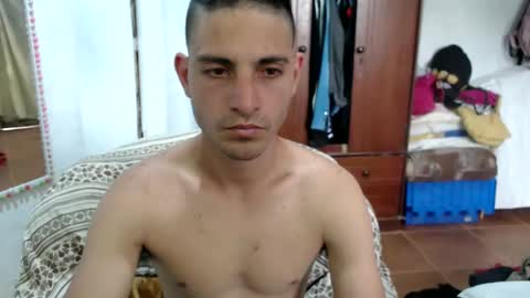 Snapshot of damian_29 chatting on 10.14.25 Damian online show from 10.14.25