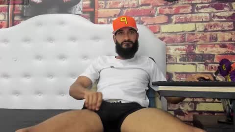 damian_shakur online show from 11.20.25