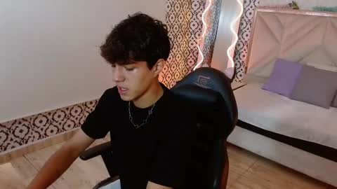 damian_tay online show from 04.20.26