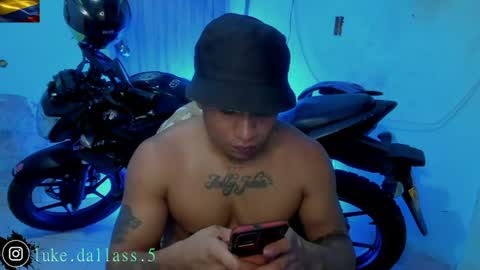 Snapshot of damian_torner chatting on 07.31.26 Damian torner online show from 07.31.26