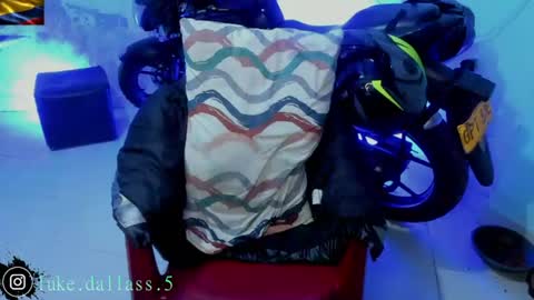 Snapshot of damian_torner chatting on 08.03.26 Damian torner online show from 08.03.26