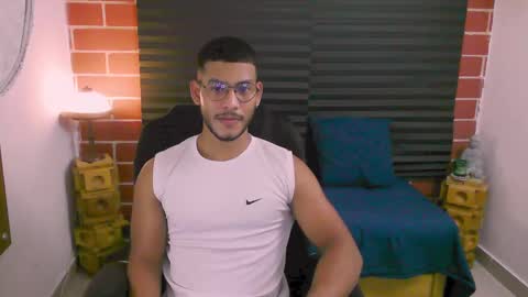 Snapshot of damiann_rees chatting on 03.06.25 instagram damiannreed. online show from 03.06.25