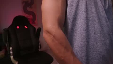 insta damn8   --------  online show from 12.21.24