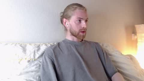 Snapshot of damien_diamond chatting on 10.12.25 damien_diamond online show from 10.12.25