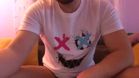 Snapshot of damirkapic chatting on 11.23.25 dream online show from 11.23.25