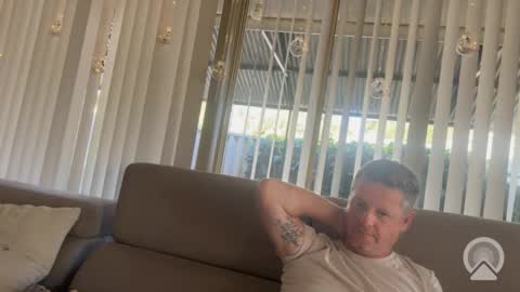 Snapshot of damjmar chatting on 12.16.25 damjmar online show from 12.16.25