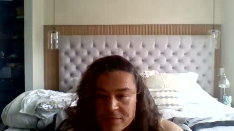 damnhotguy82 online show from 07.18.26