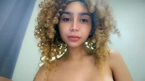 Snapshot of damnperfectxx chatting on 03.02.26 damnperfectxx online show from 03.02.26