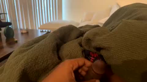 Snapshot of damnuafreak chatting on 12.15.25 damnuafreak online show from 12.15.25