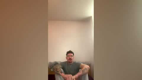 damo111694 online show from 03.08.26