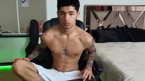 Snapshot of damon_333 chatting on 09.23.25 Damon online show from 09.23.25