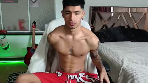 Snapshot of damon_333 chatting on 11.15.25 Damon online show from 11.15.25