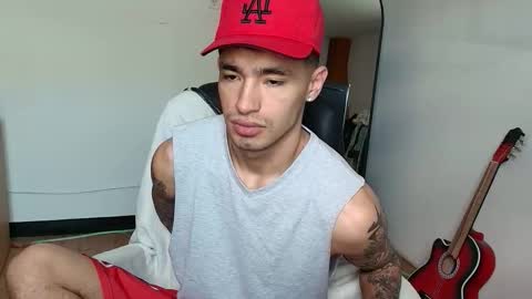 Snapshot of damon_333 chatting on 11.22.25 Damon online show from 11.22.25