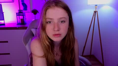 dan1ella_sun online show from 06.24.26