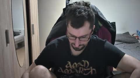 King Dan online show from 04.25.26