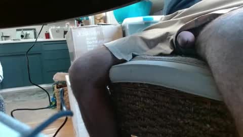 Snapshot of dan_va chatting on 12.04.25 Dan online show from 12.04.25