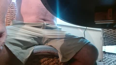 Snapshot of dan_va chatting on 12.20.25 Dan online show from 12.20.25