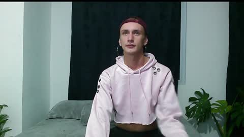 Snapshot of dan_yagami chatting on 12.02.24 Dan and Noah online show from 12.02.24