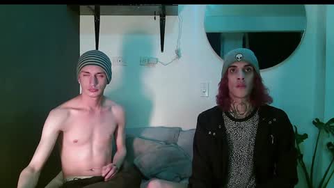 Snapshot of dan_yagami chatting on 02.01.25 Dan and Noah online show from 02.01.25