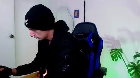 Snapshot of dan_yagami chatting on 09.26.25 Dan and Noah online show from 09.26.25