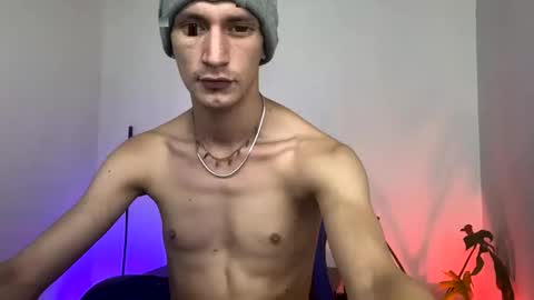 Snapshot of dan_yagami chatting on 01.10.26 Dan and Noah online show from 01.10.26