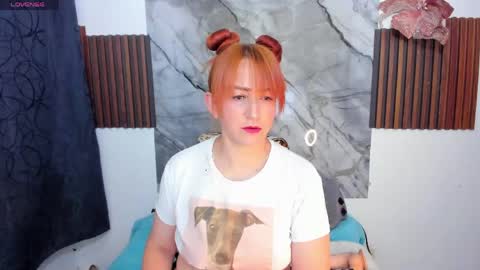 Snapshot of dana_35_ chatting on 05.29.26 dana online show from 05.29.26