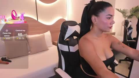 D A N A  online show from 06.24.26