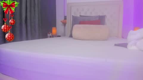 Snapshot of dana_haze chatting on 12.19.24 Dana online show from 12.19.24