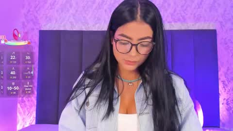 Snapshot of dana_haze chatting on 09.08.25 Dana online show from 09.08.25