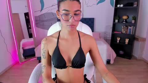 dana_paula online show from 11.24.25