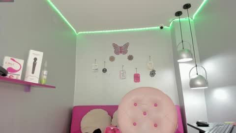    online show from 01.15.25