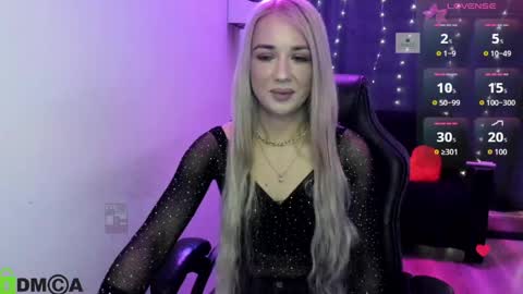 dances_queen online show from 04.27.26