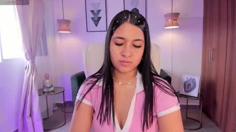 Snapshot of dandara_thompsson chatting on 11.02.25 Dandara online show from 11.02.25