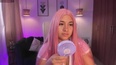 Snapshot of dandara_thompsson chatting on 11.15.25 Dandara online show from 11.15.25