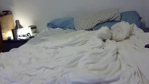 Snapshot of dandyhandys chatting on 01.01.25 Andy online show from 01.01.25