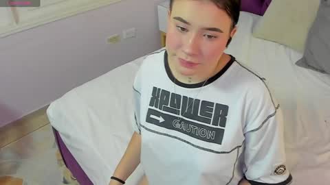 Snapshot of danee_19 chatting on 02.02.25 Daniela online show from 02.02.25